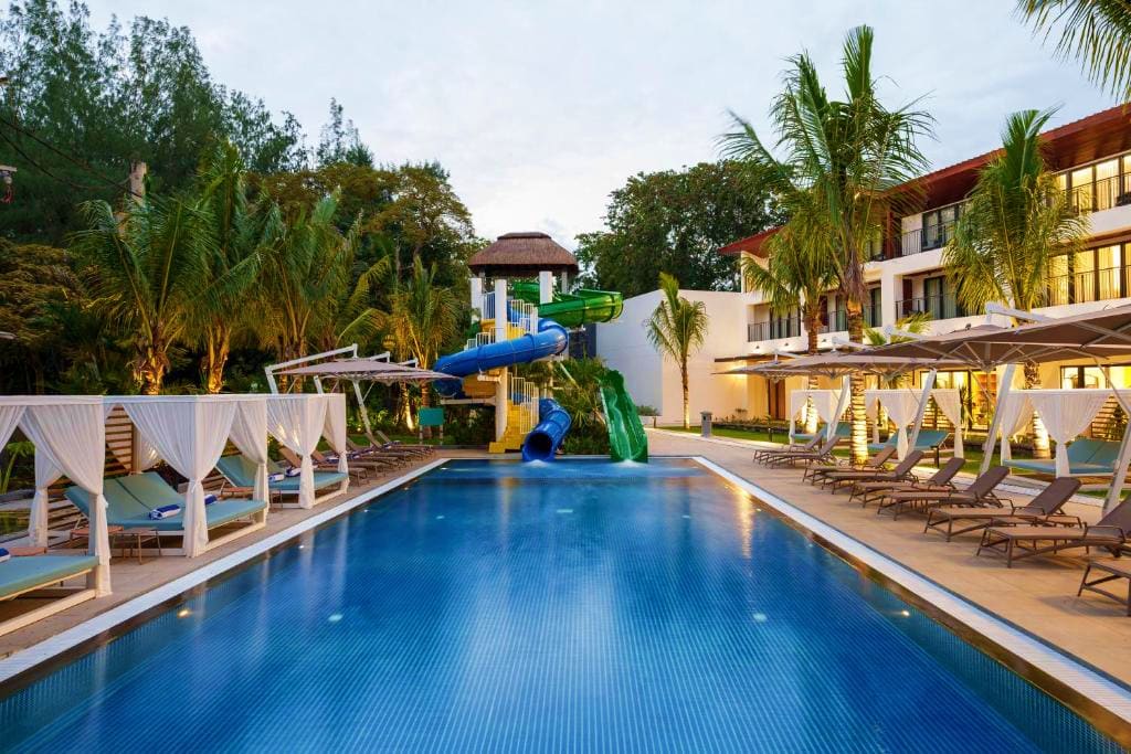 4* Ocean's Creek Beach Hotel or Similar